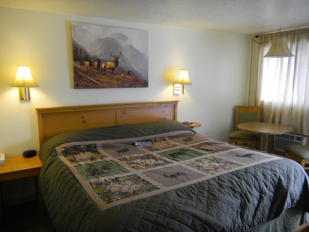 Falls MotelThompson Falls 部屋 写真